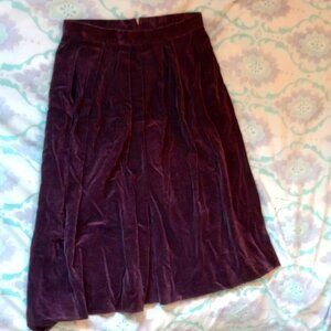 CLAUDE xs women's vintage dark purple velvet-feeling skirt knee length